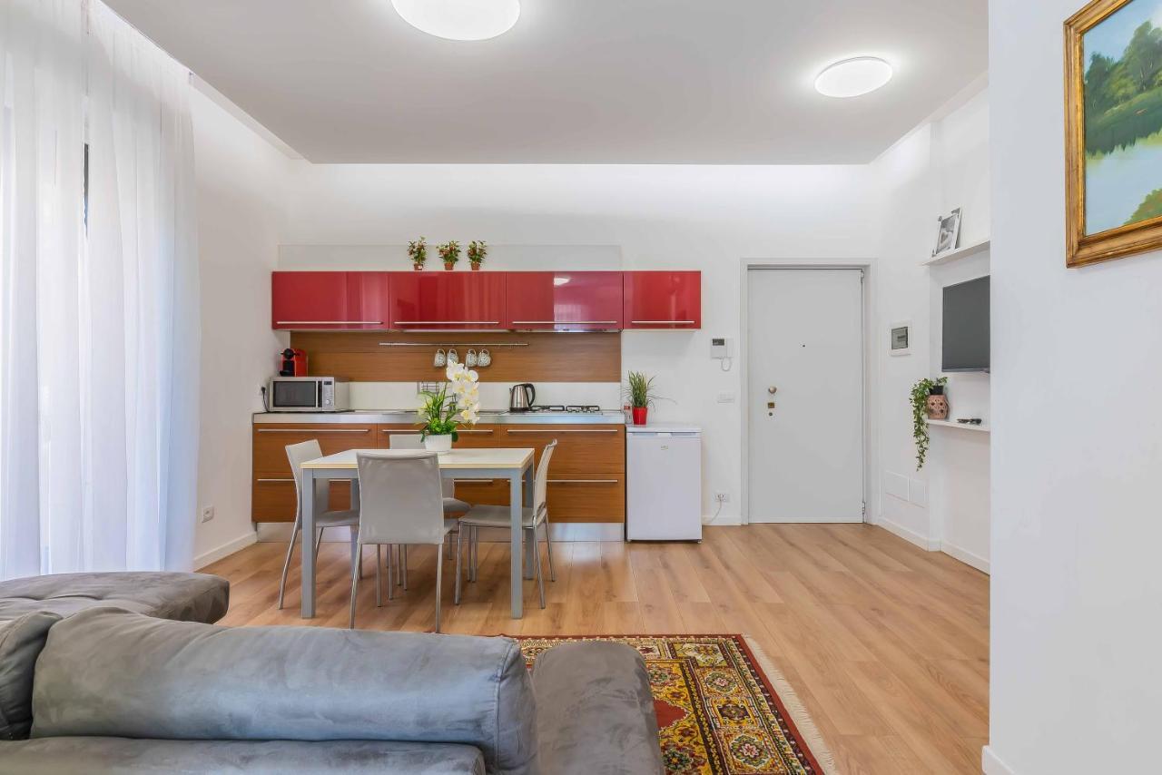 Luxury Apartment Malpensa Cardano Al Campo Exterior photo