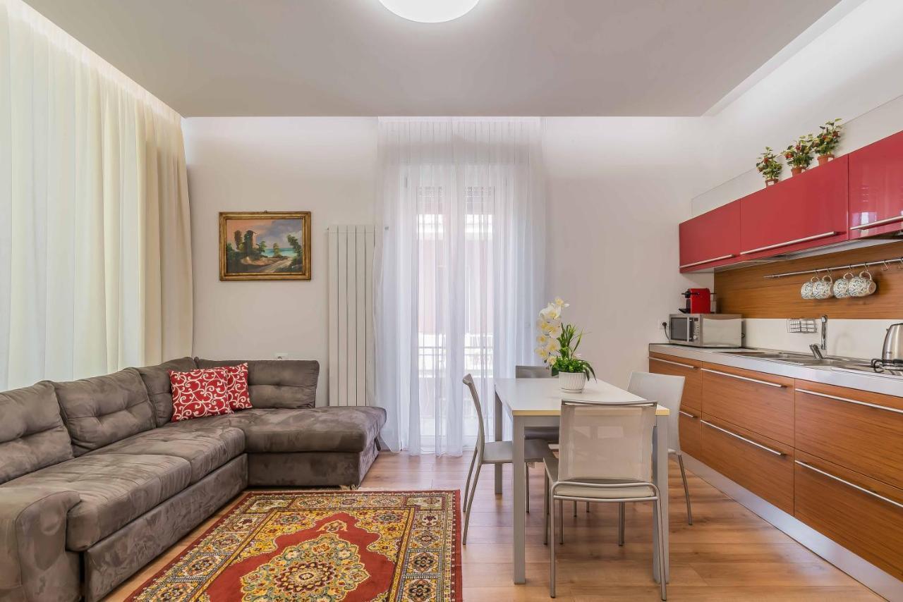Luxury Apartment Malpensa Cardano Al Campo Exterior photo
